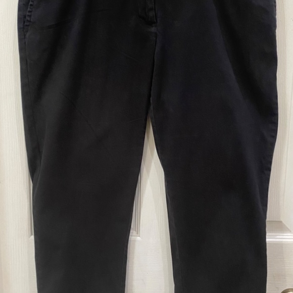 Will Smith black cuffed capri pant. Size 10 - Picture 2 of 6